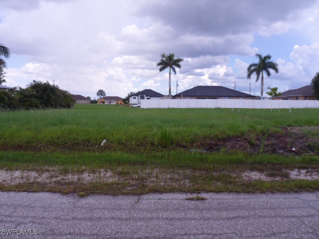 2528 NW 7th Terrace Cape Coral FL 33993 225058875 image4