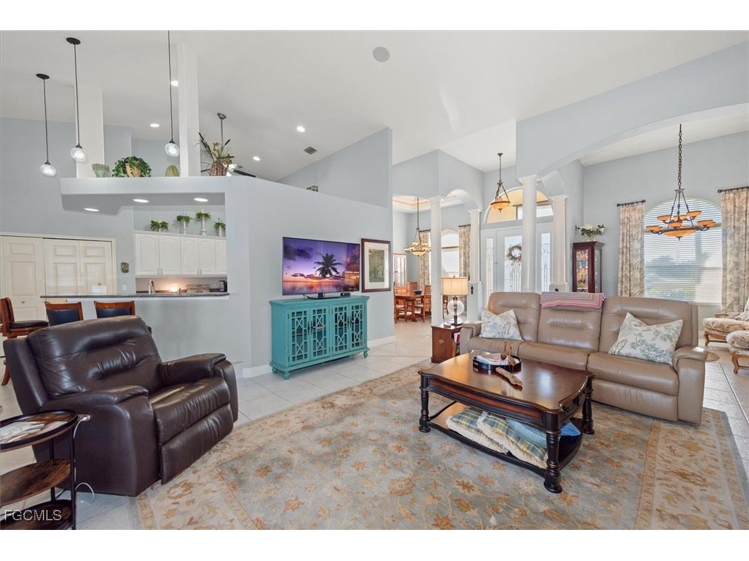 2529 Gleason Parkway Cape Coral FL 33914 2026001896 image10