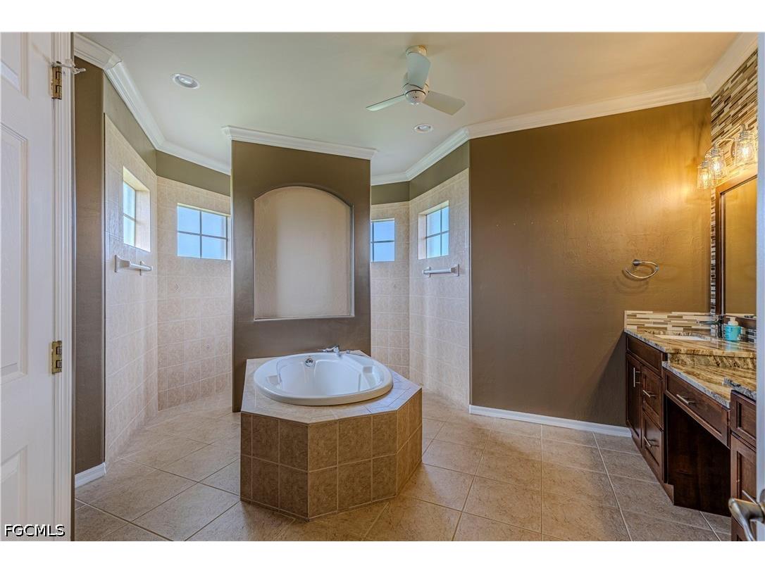 2529 SW 23rd Place Cape Coral FL 33914 2026026184 image19