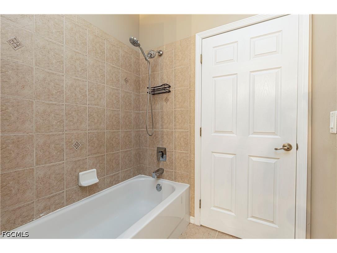 2529 SW 23rd Place Cape Coral FL 33914 2026026184 image25