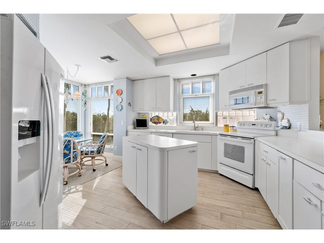 253 Barefoot Beach Boulevard #206 Bonita Springs FL 34134 225070591 image7