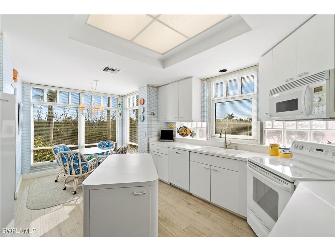 253 Barefoot Beach Boulevard #206 Bonita Springs FL 34134 225070591 image8