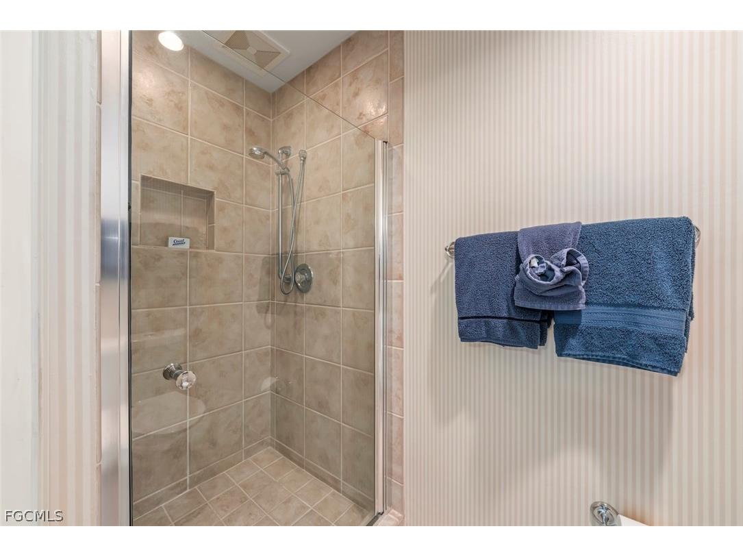 253 Daniel Drive Sanibel FL 33957 2026006930 image16