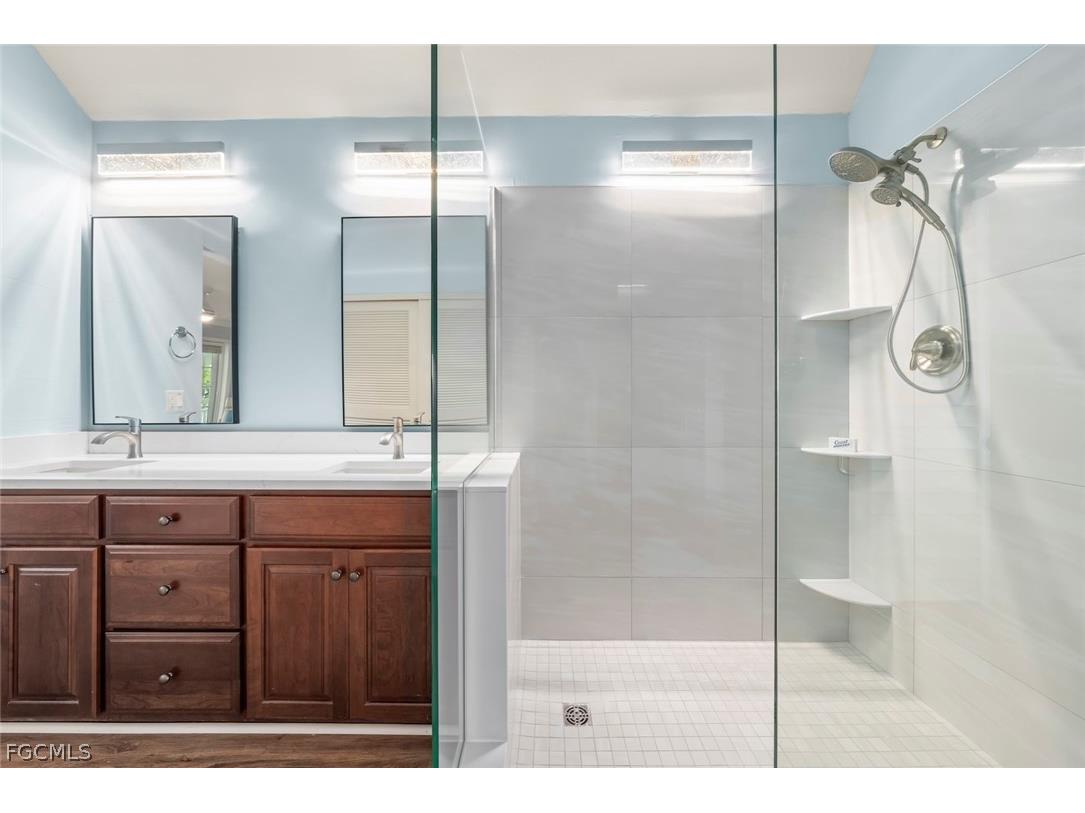 253 Daniel Drive Sanibel FL 33957 2026006930 image18