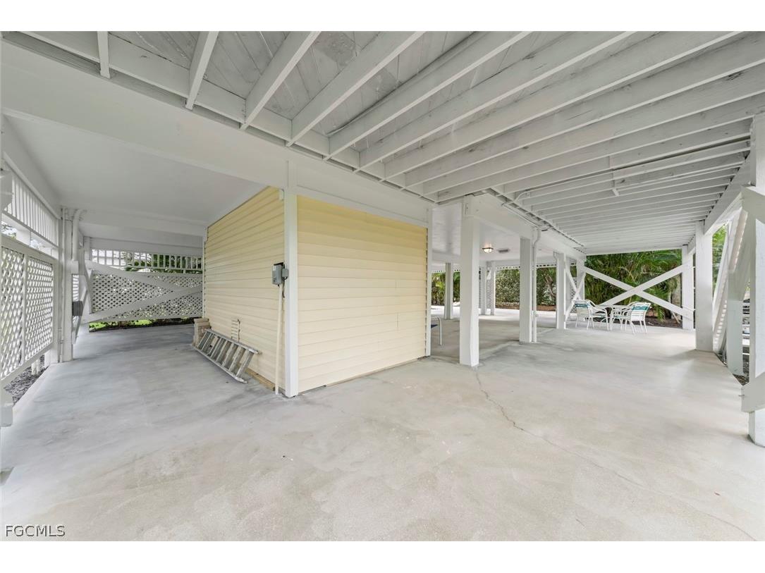253 Daniel Drive Sanibel FL 33957 2026006930 image32