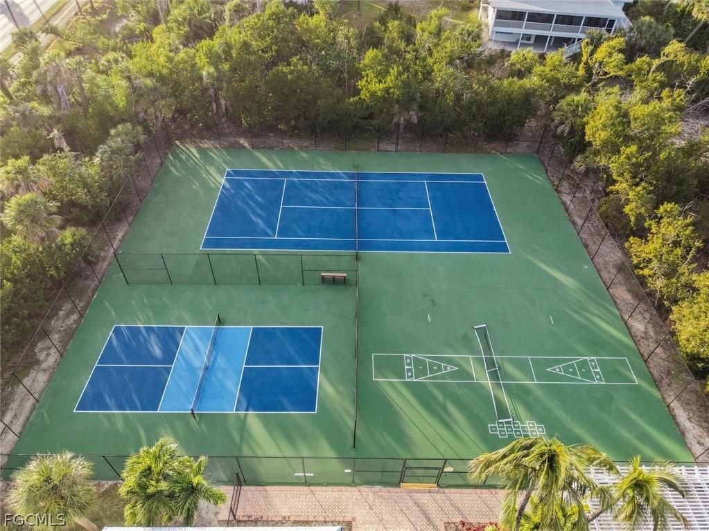 253 Daniel Drive Sanibel FL 33957 2026006930 image46