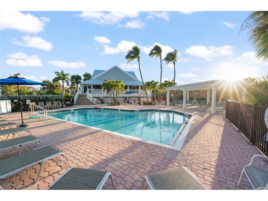 253 Daniel Drive Sanibel FL 33957 2026006930 image48
