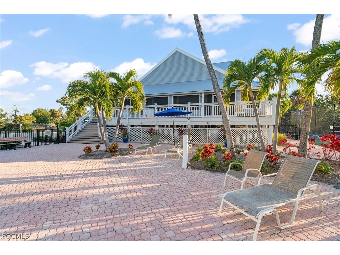 253 Daniel Drive Sanibel FL 33957 2026006930 image49