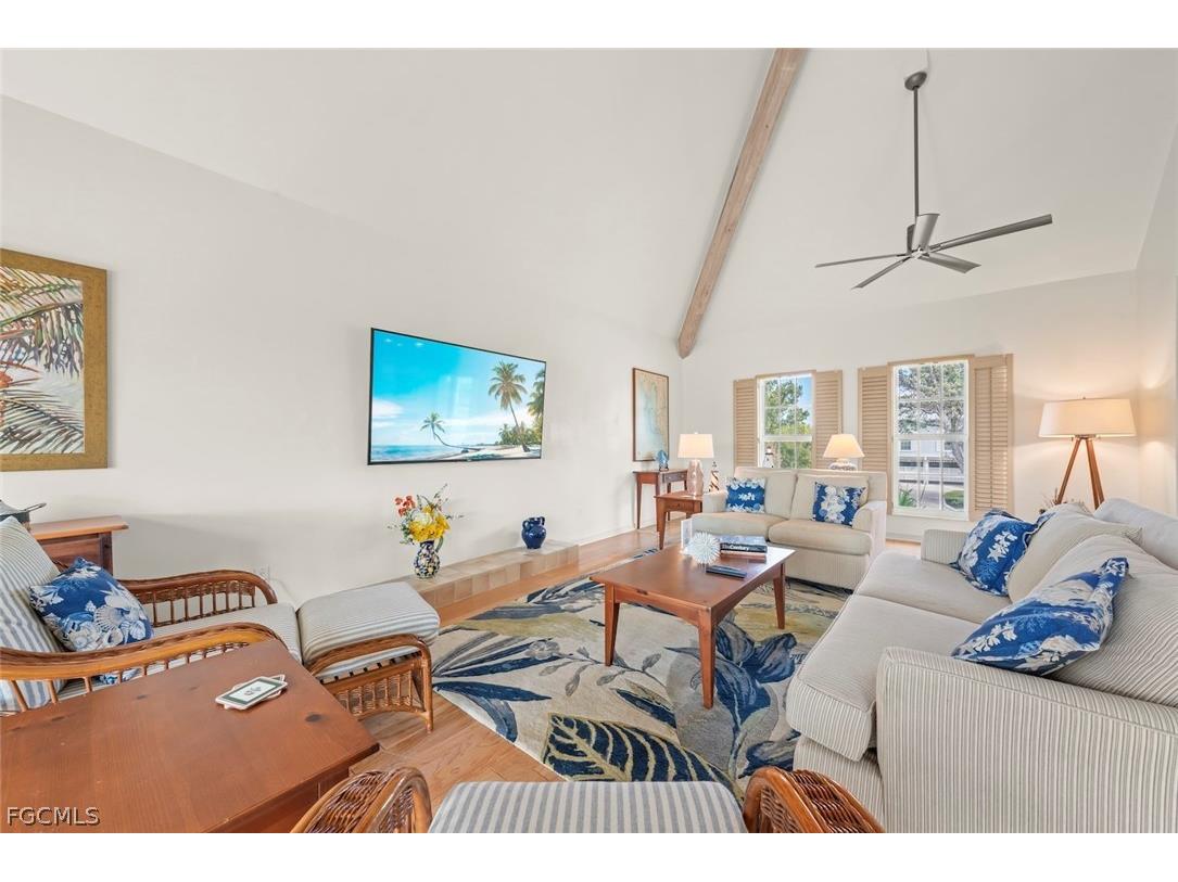 253 Daniel Drive Sanibel FL 33957 2026006930 image8
