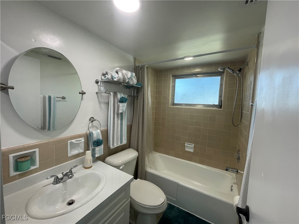 253 SE 46th Terrace Cape Coral FL 33904 2025017597 image11