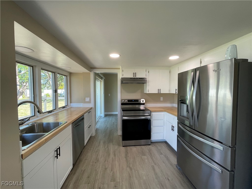 253 SE 46th Terrace Cape Coral FL 33904 2025017597 image4