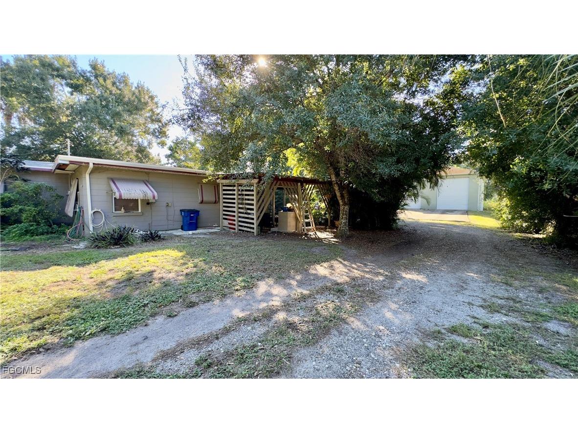 253 W Mariana Avenue North Fort Myers FL 33903 2026004209 image21