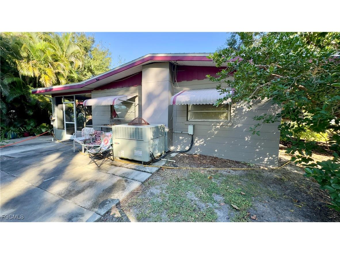 253 W Mariana Avenue North Fort Myers FL 33903 2026004209 image22