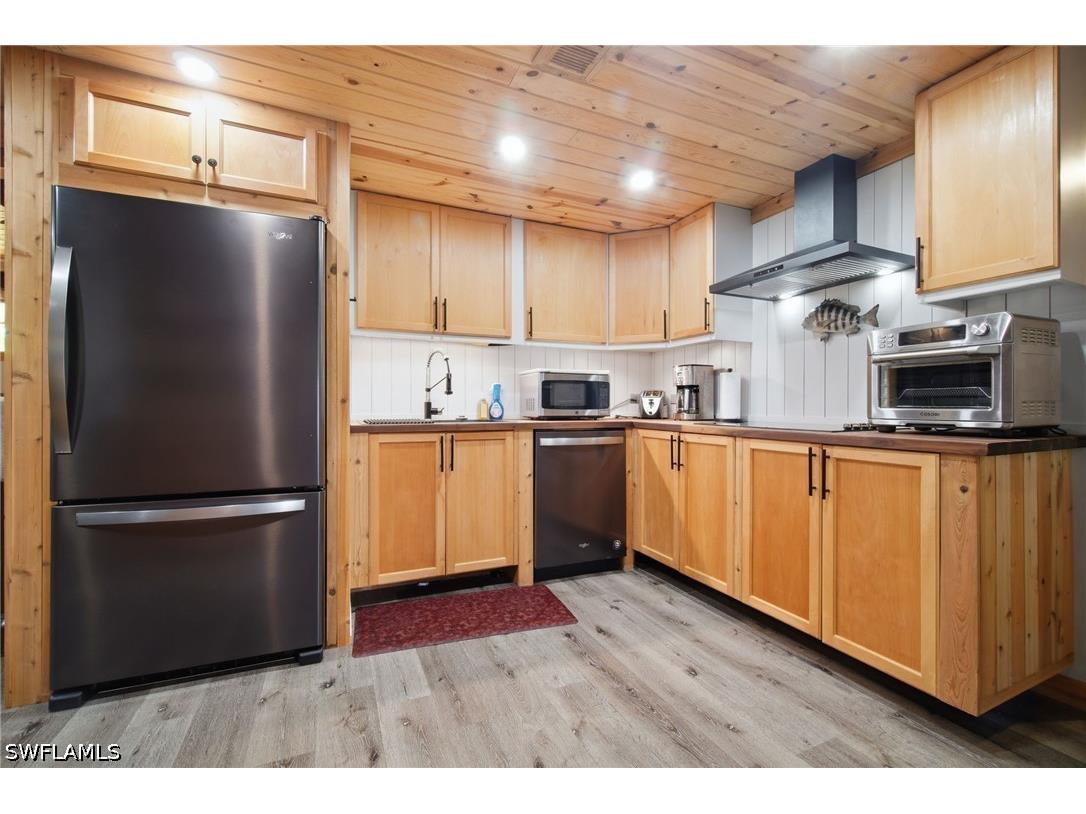 253 Worley Street Chokoloskee FL 34138 226026860 image10