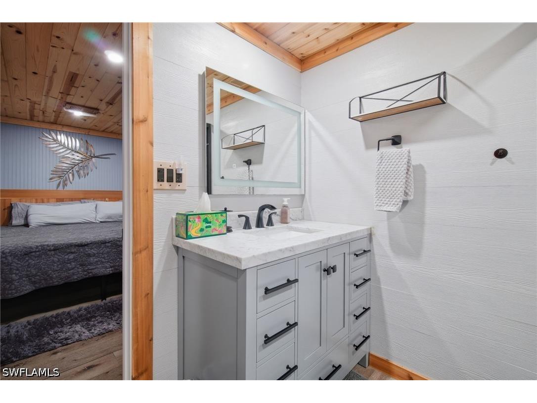253 Worley Street Chokoloskee FL 34138 226026860 image15