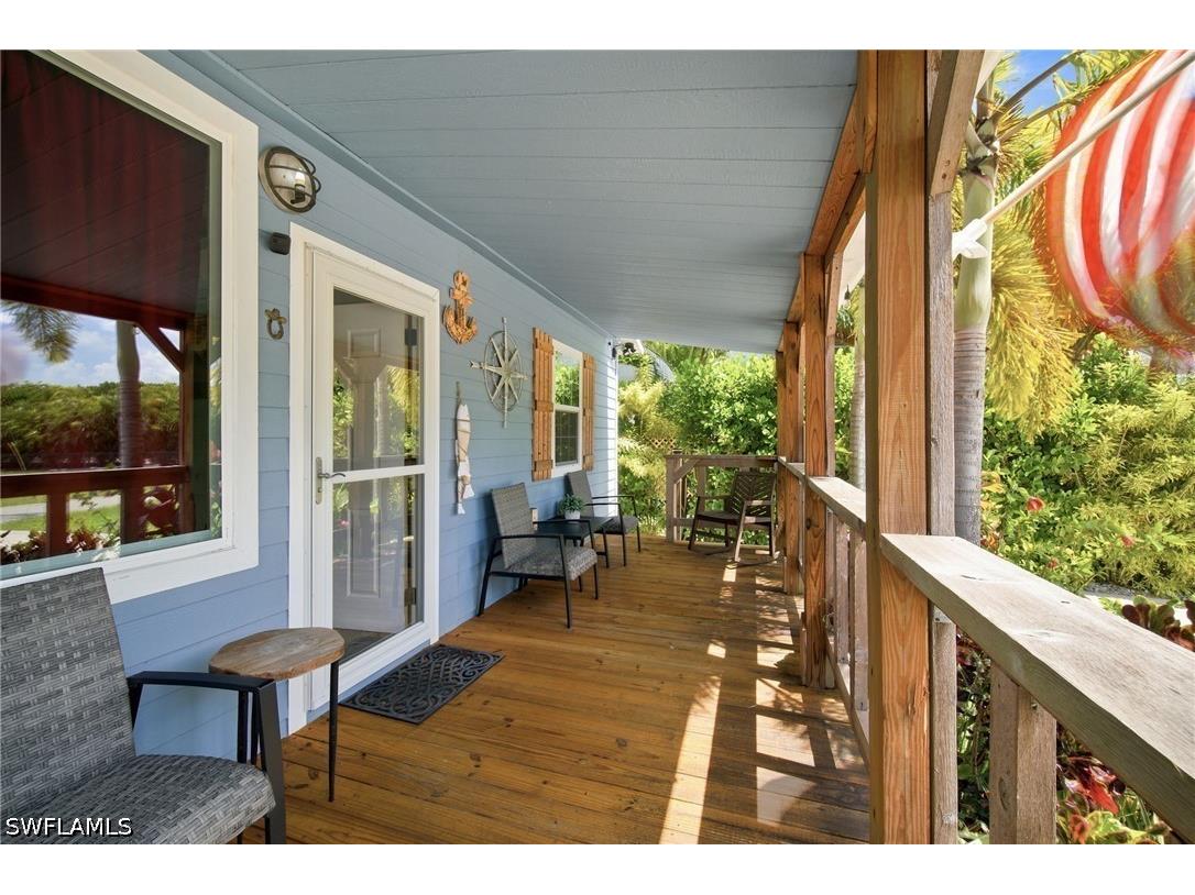 253 Worley Street Chokoloskee FL 34138 226026860 image2