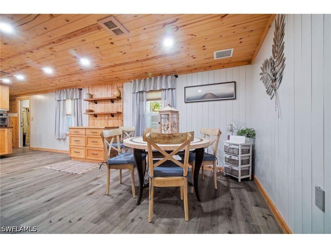 253 Worley Street Chokoloskee FL 34138 226026860 image9