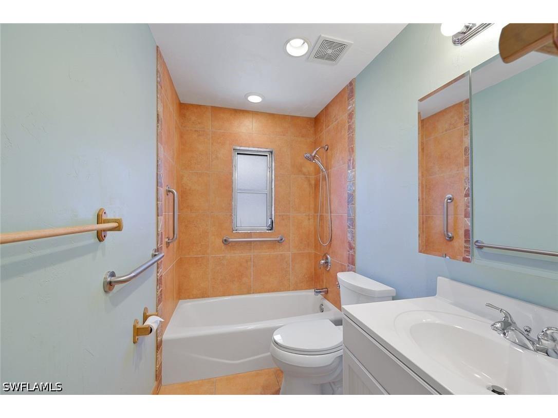 2530 10th Street N Naples FL 34103 226027199 image12