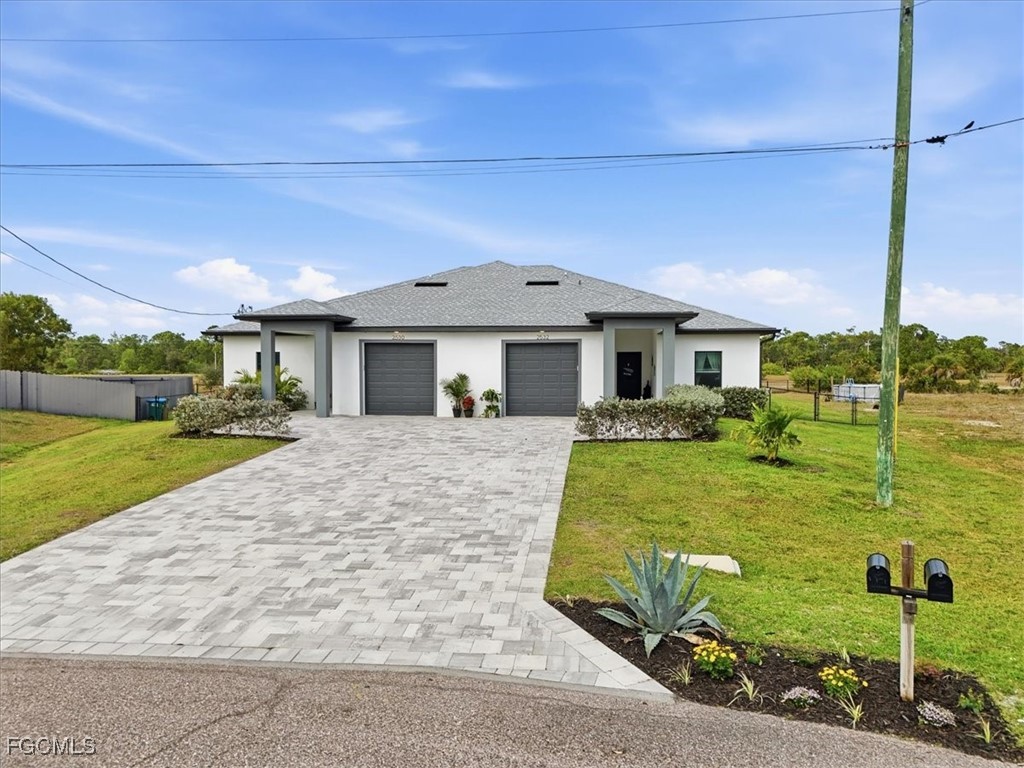 2530/2532 NW 31st Avenue Cape Coral FL 33993 2026002080 image1