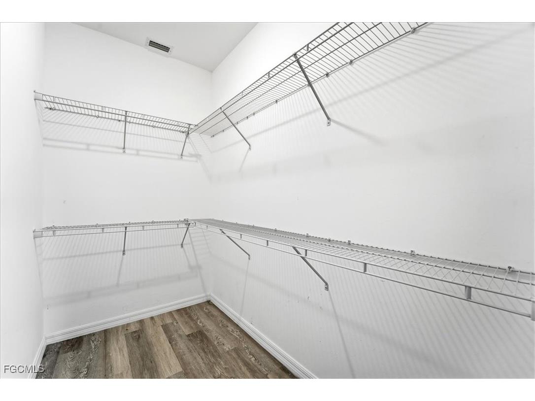 2530/2532 NW 31st Avenue Cape Coral FL 33993 2026002080 image15