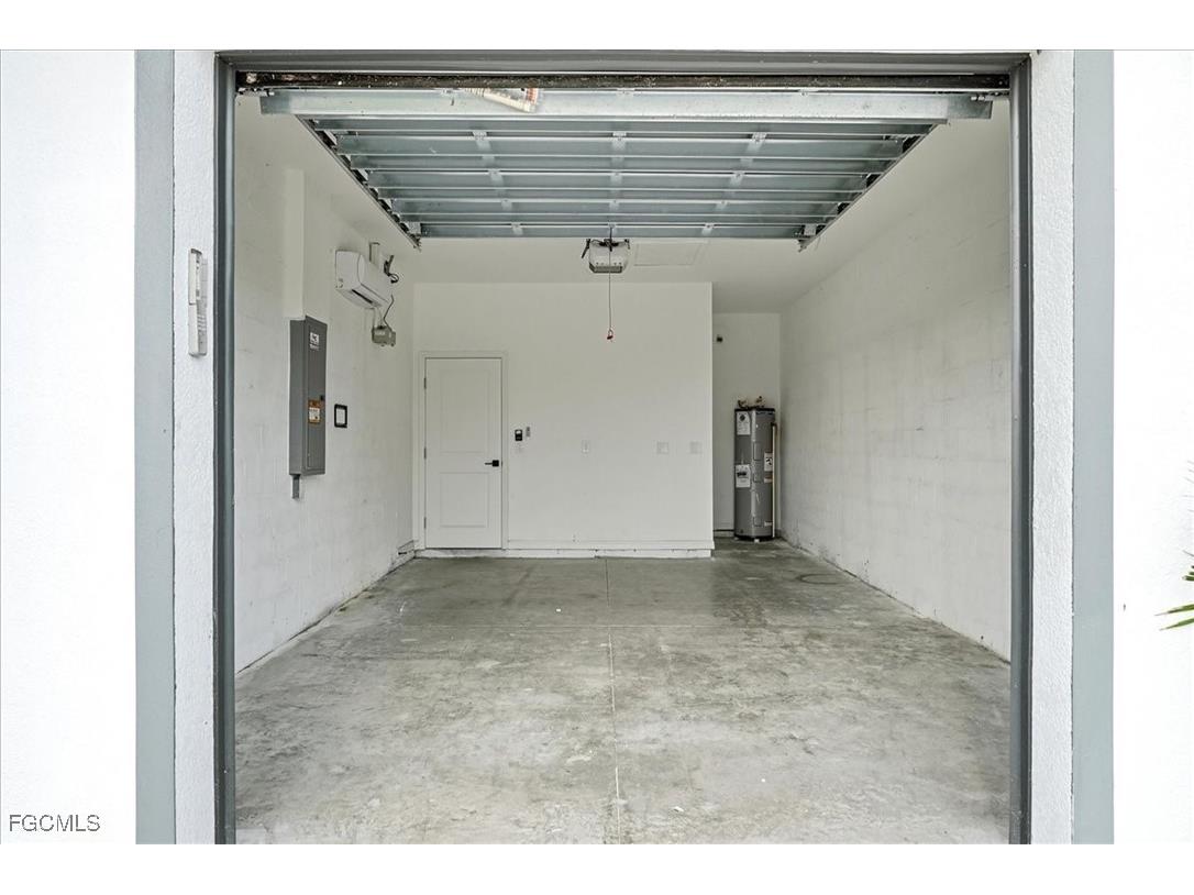 2530/2532 NW 31st Avenue Cape Coral FL 33993 2026002080 image29