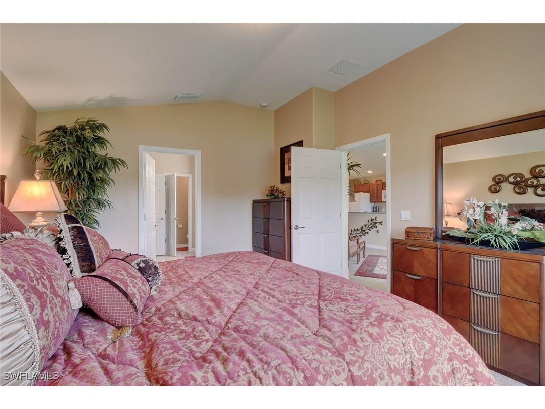 2530 Greendale Place Cape Coral FL 33991 225054196 image14