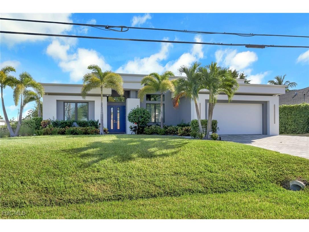 2530 NW 14th Terrace Cape Coral FL 33993 2025015542 image1
