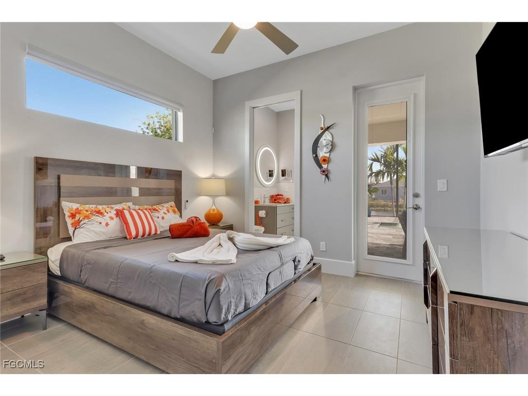 2530 NW 14th Terrace Cape Coral FL 33993 2025015542 image26