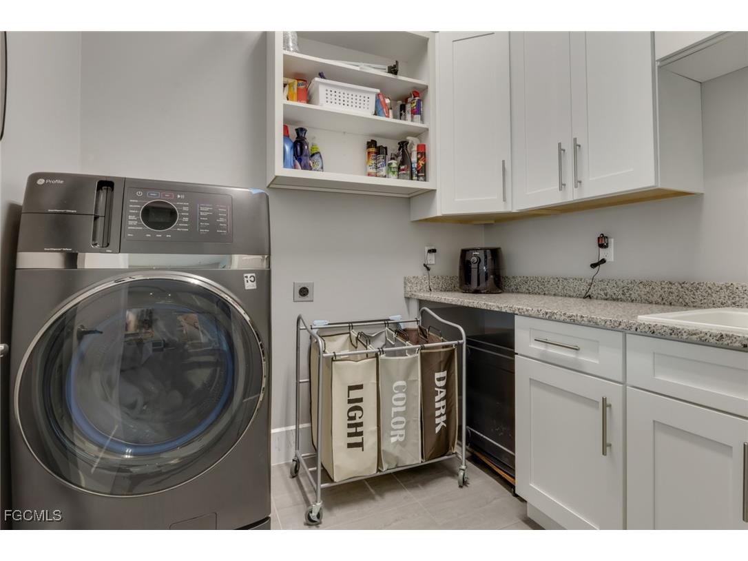 2530 NW 14th Terrace Cape Coral FL 33993 2025015542 image29