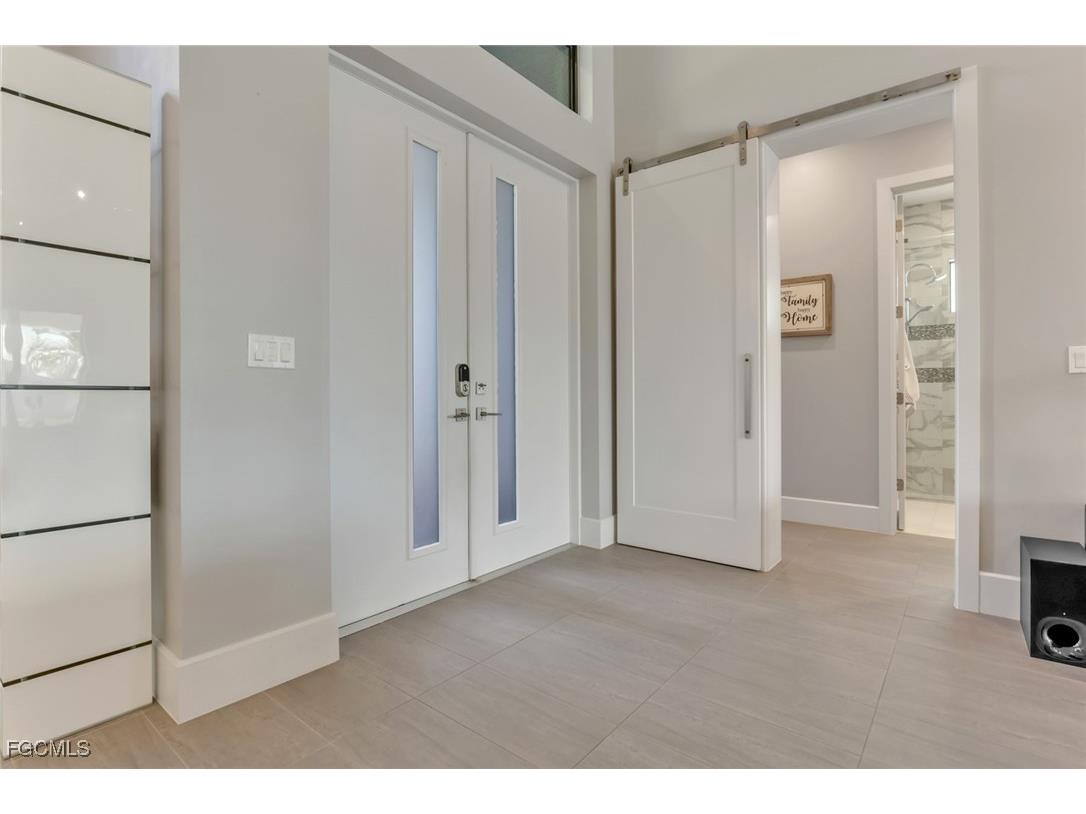 2530 NW 14th Terrace Cape Coral FL 33993 2025015542 image3