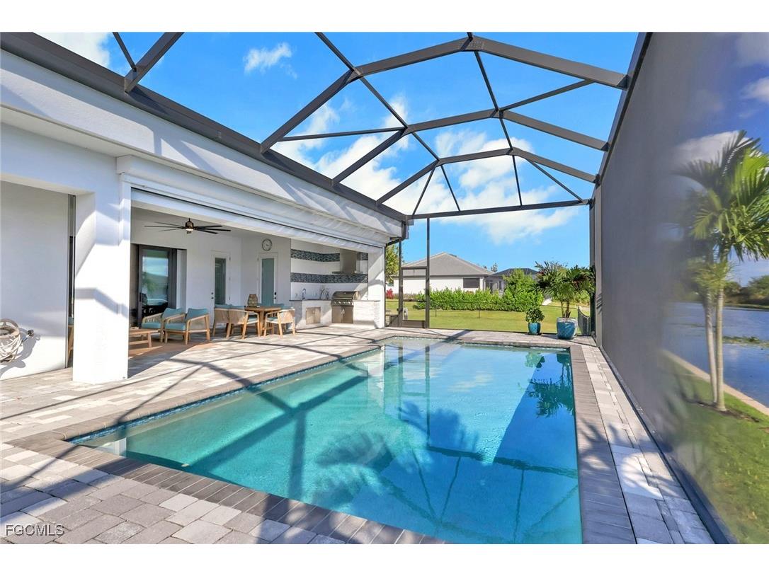 2530 NW 14th Terrace Cape Coral FL 33993 2025015542 image35