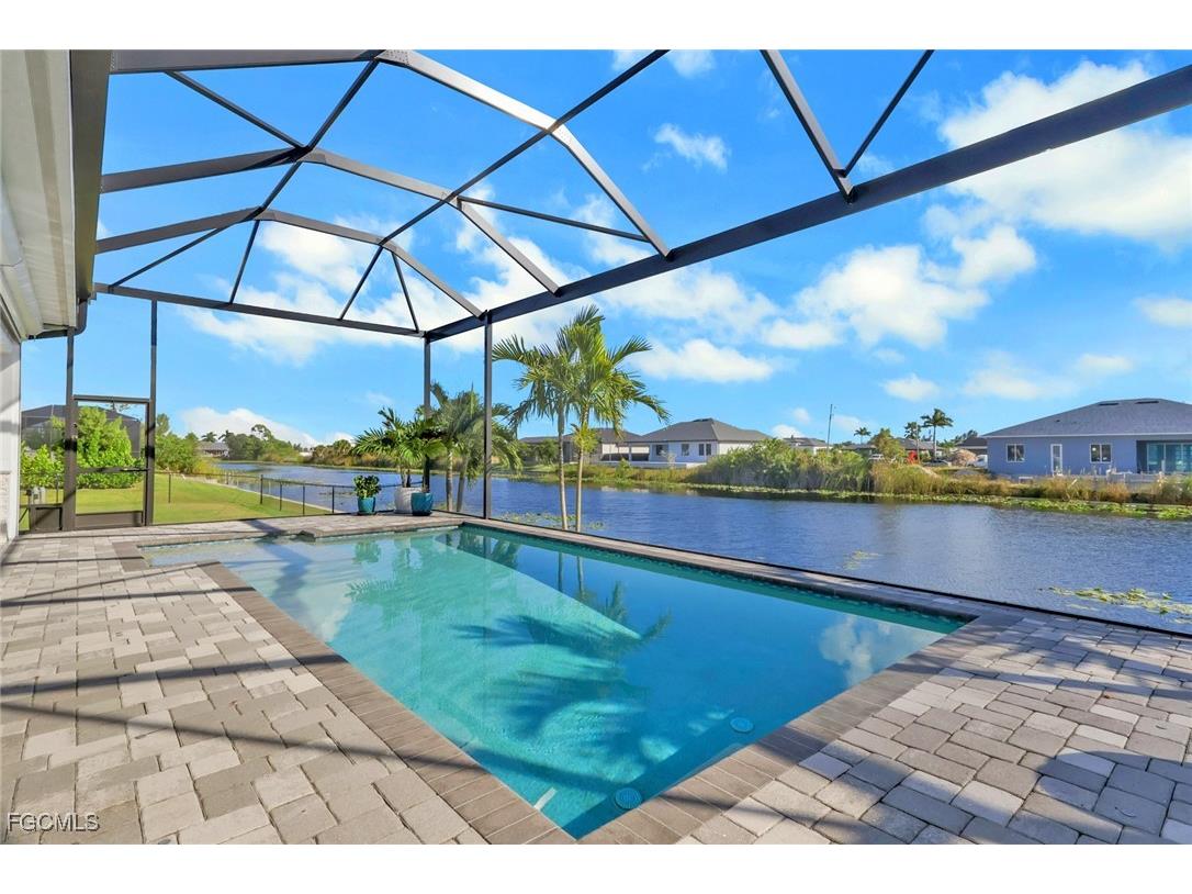 2530 NW 14th Terrace Cape Coral FL 33993 2025015542 image36