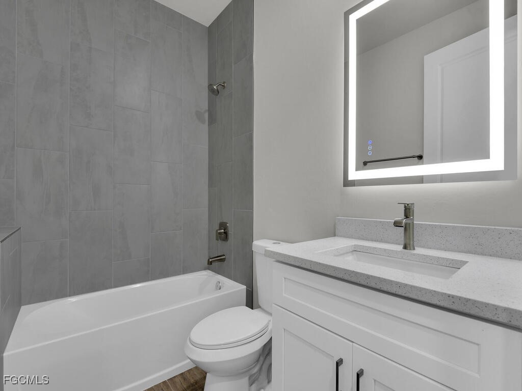 2530 NW 25th Place Cape Coral FL 33993 2025007445 image16
