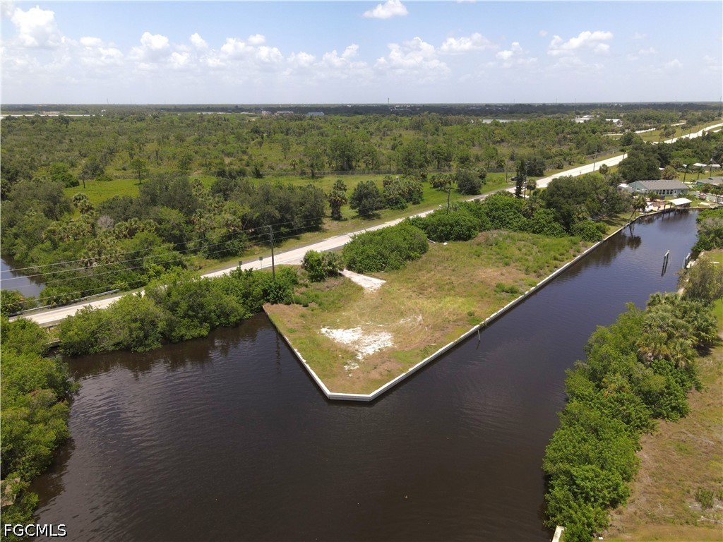 25301 Harborview Road Port Charlotte FL 33980 2026028245 image1
