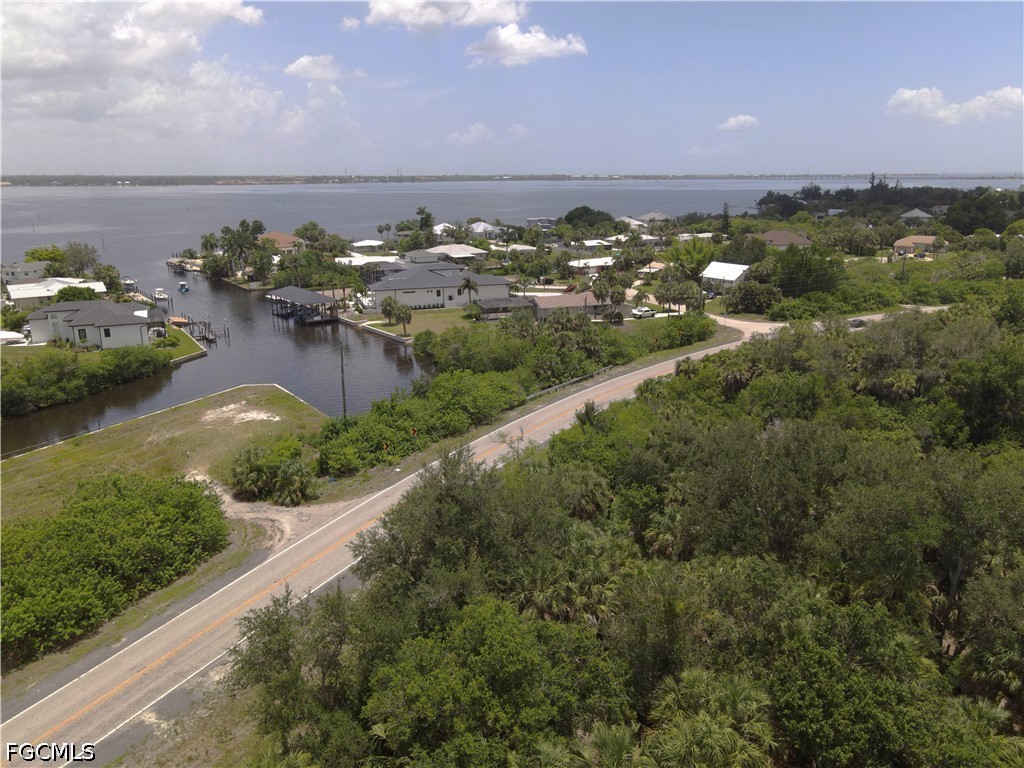 25301 Harborview Road Port Charlotte FL 33980 2026028245 image10