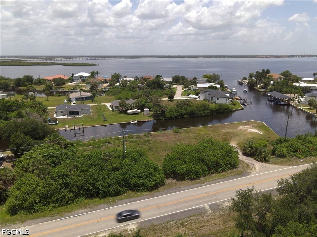 25301 Harborview Road Port Charlotte FL 33980 2026028245 image2