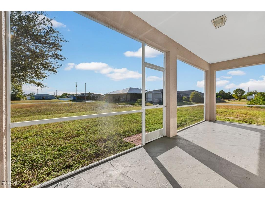 2531 NE 6th Avenue Cape Coral FL 33909 2025017458 image27