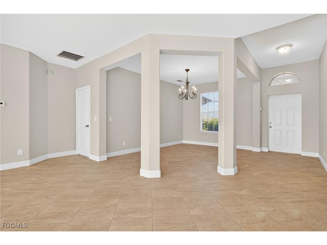 2531 NE 6th Avenue Cape Coral FL 33909 2025017458 image6