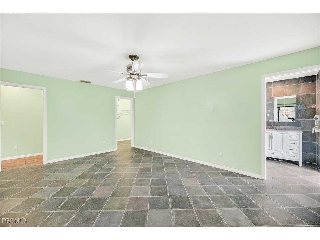 2531 SE 25th Avenue Cape Coral FL 33904 2025019099 image11