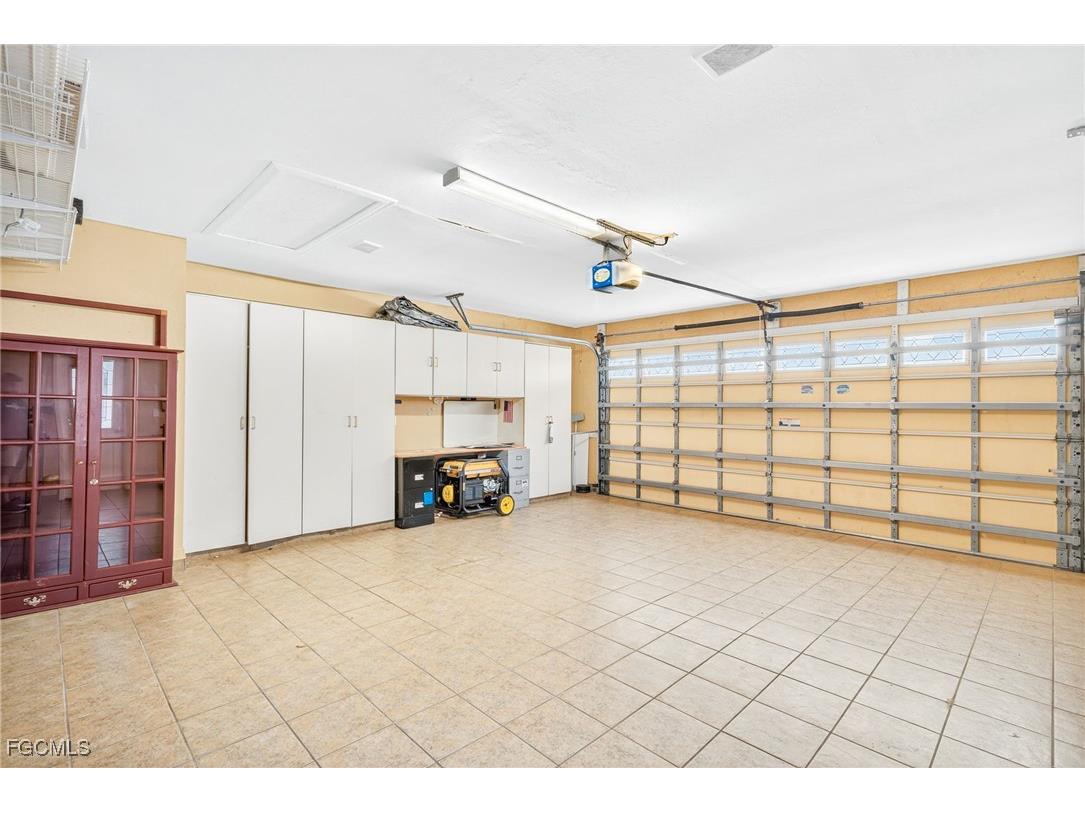 2531 SE 25th Avenue Cape Coral FL 33904 2025019099 image28