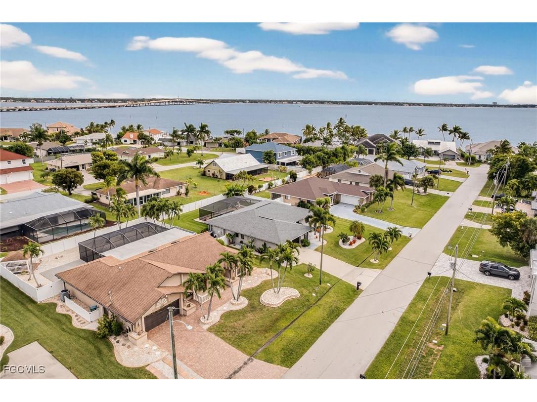 2531 SE 25th Avenue Cape Coral FL 33904 2025019099 image30