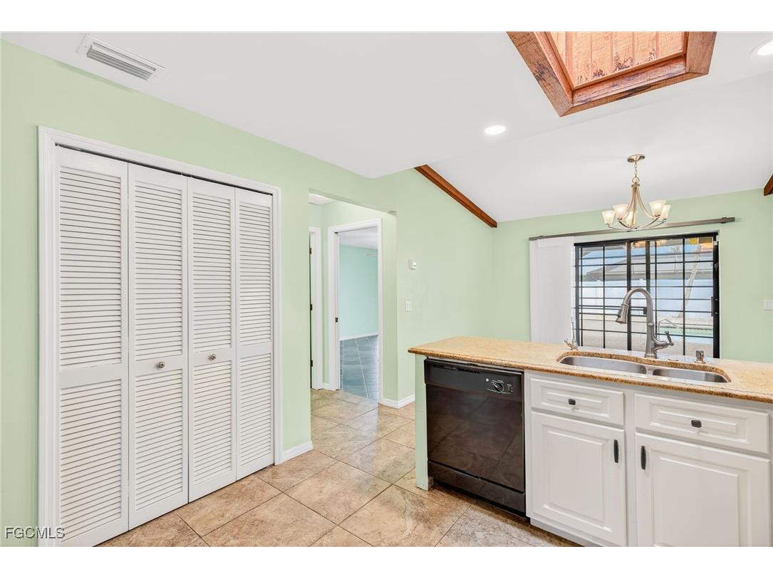 2531 SE 25th Avenue Cape Coral FL 33904 2025019099 image9