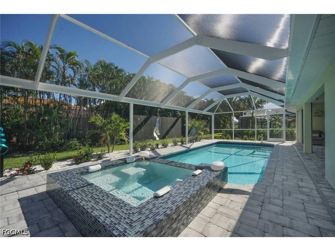2531 SW 28th Place Cape Coral FL 33914 2026016940 image1