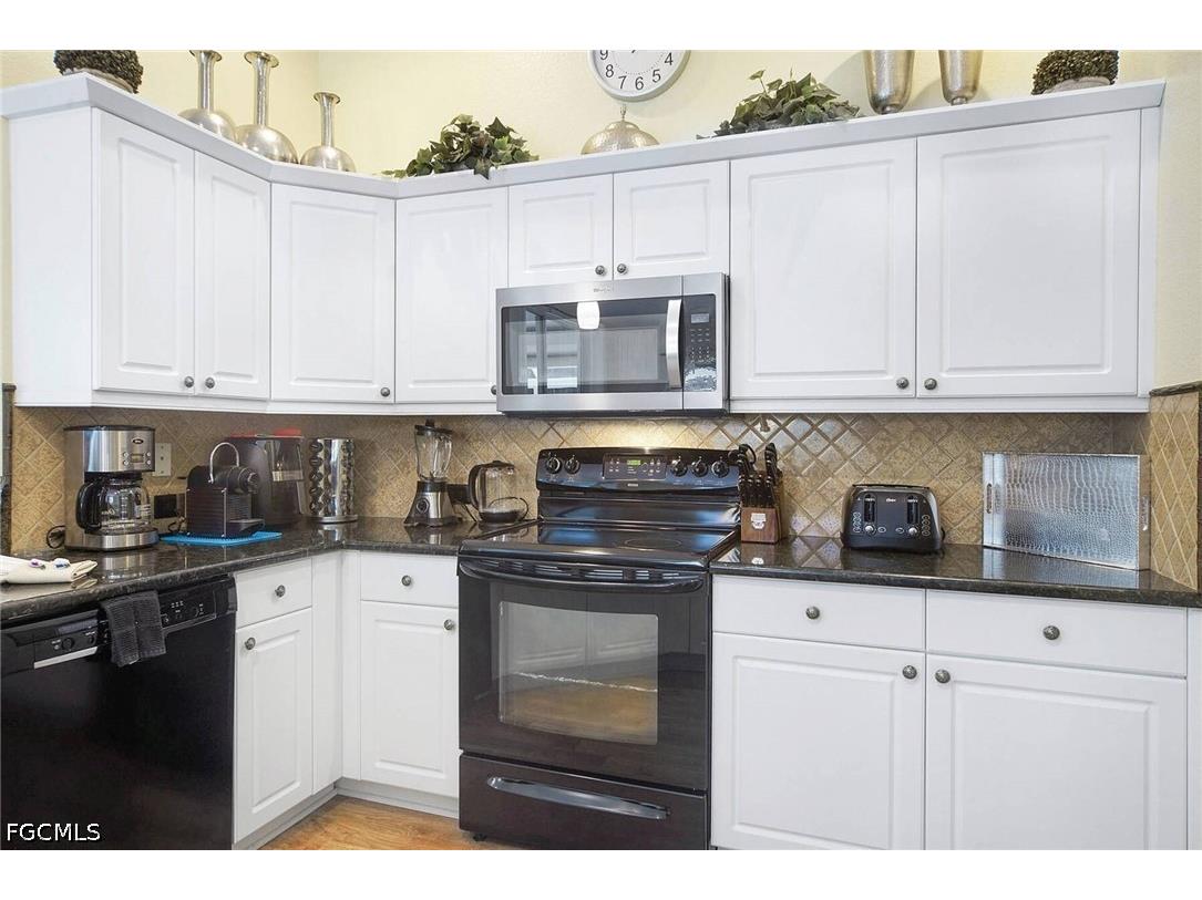 2531 SW 28th Place Cape Coral FL 33914 2026016940 image28