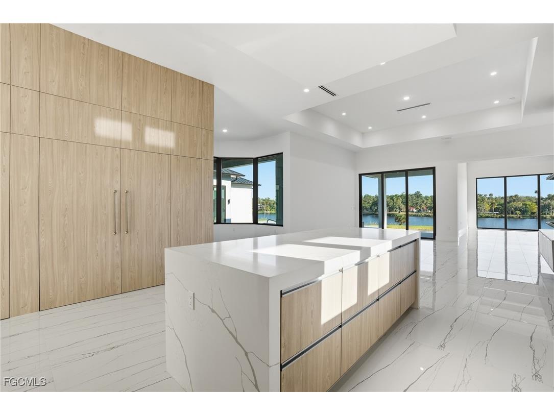 2532 Caloosa Shores Dr Labelle FL 33935 2025023624 image13