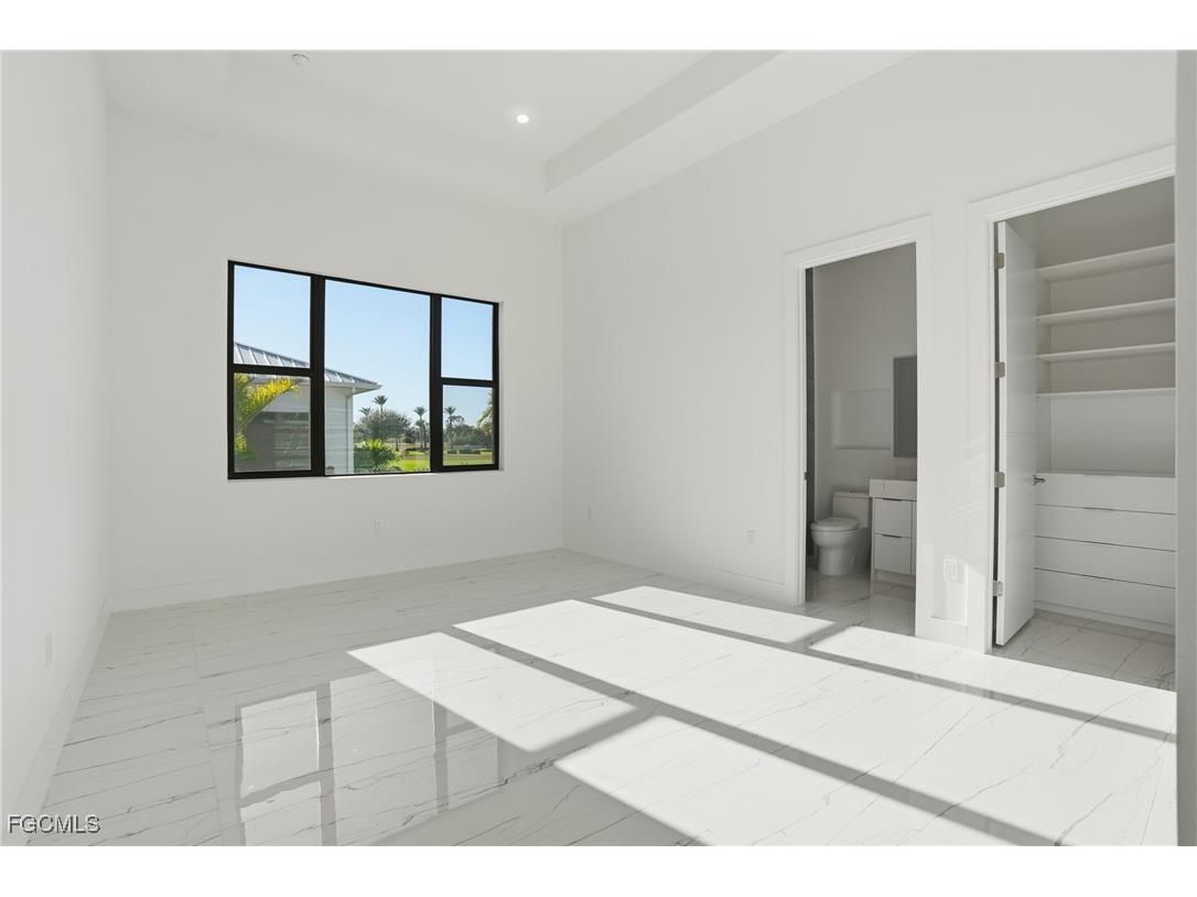 2532 Caloosa Shores Dr Labelle FL 33935 2025023624 image26