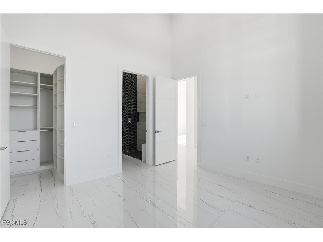 2532 Caloosa Shores Dr Labelle FL 33935 2025023624 image28