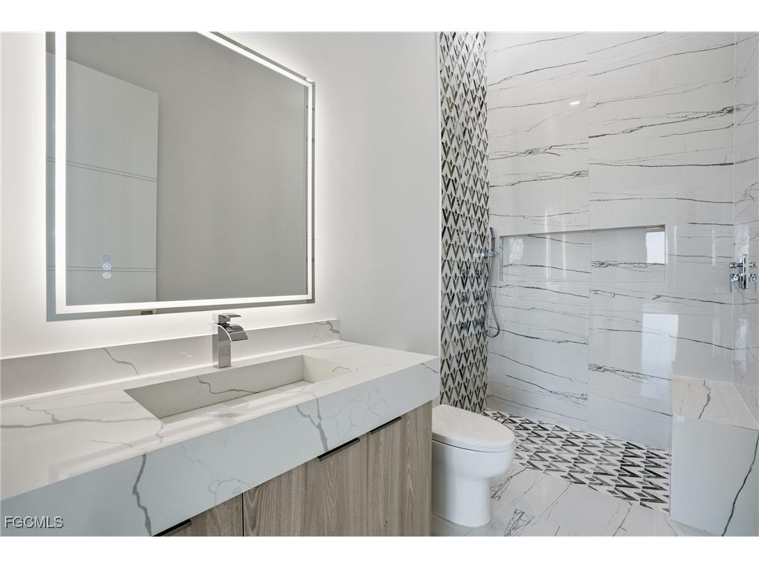 2532 Caloosa Shores Dr Labelle FL 33935 2025023624 image29