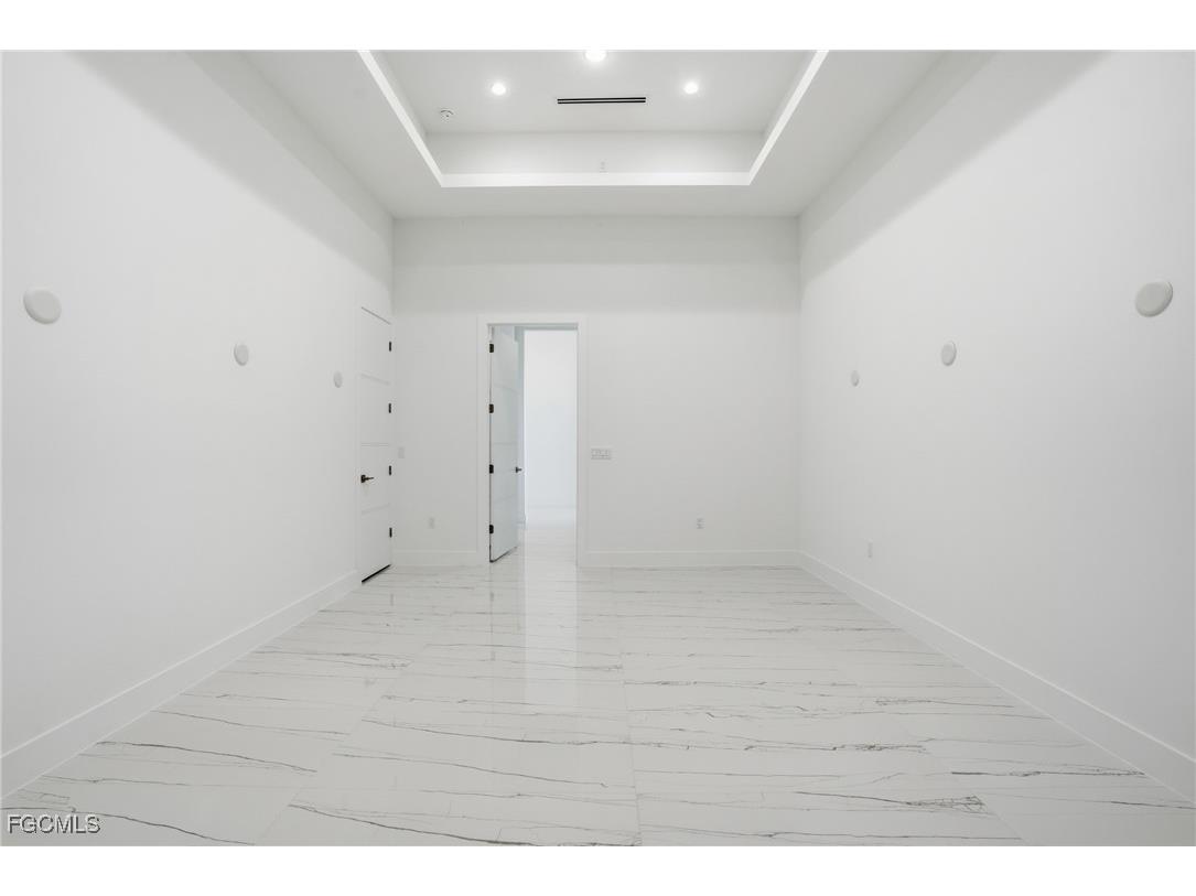 2532 Caloosa Shores Dr Labelle FL 33935 2025023624 image30