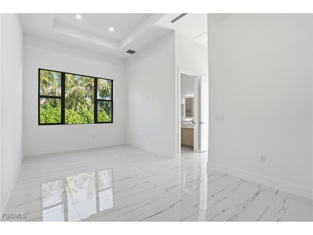 2532 Caloosa Shores Dr Labelle FL 33935 2025023624 image33